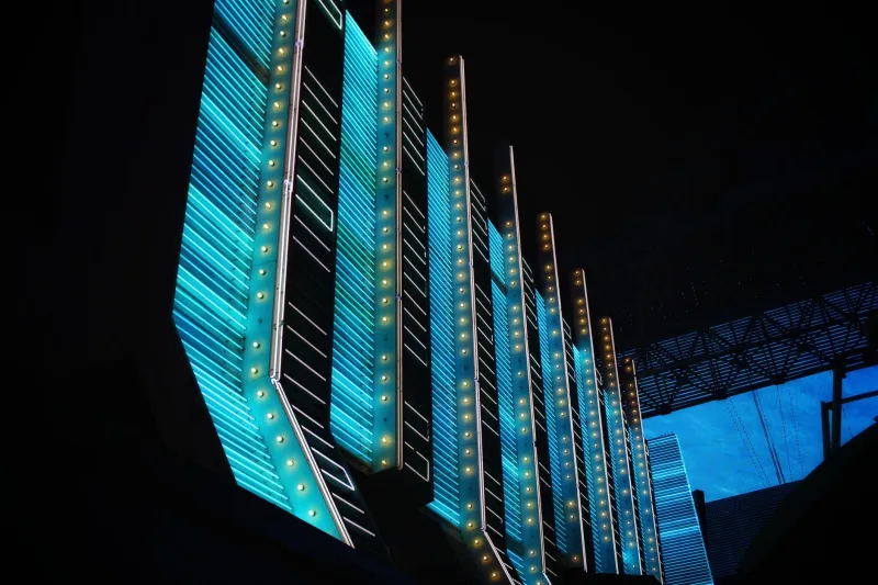 Voltage & Vision: How Las Vegas Neon Artists Are Rewiring the City's Luminous Soul